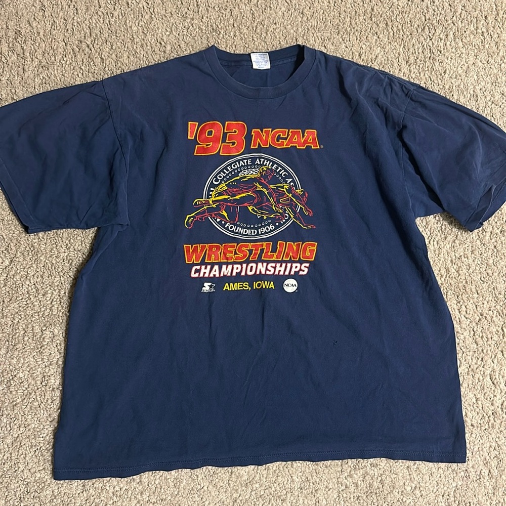 Vintage 1993 NCAA wrestling championship shirt. Size XL